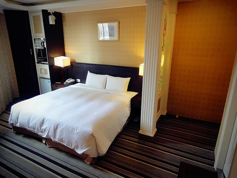 Finders Hotel Hualien Station Bagian luar foto