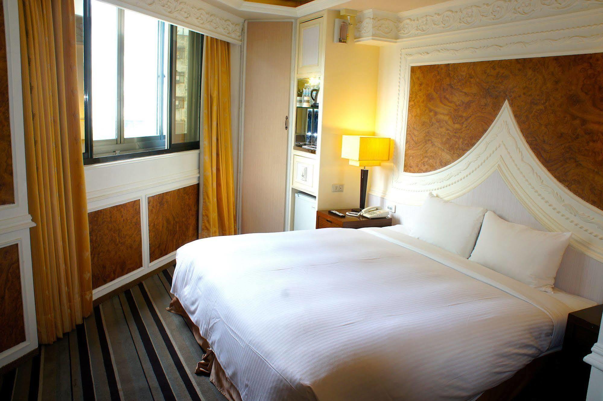 Finders Hotel Hualien Station Bagian luar foto